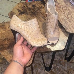 Authentic Cole Haan high heel